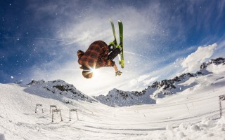 在哪里观看瓦雷泽男篮比赛，瓦伦西亚比赛直播